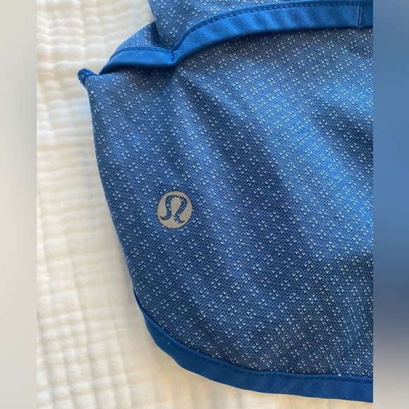 Lululemon blue Speed Up shorts 2.5” - Picture 3 of 4